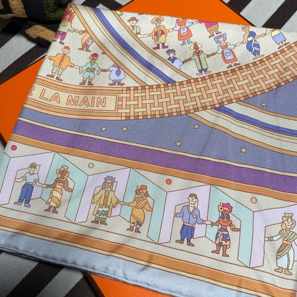 Hermès Blue Donner La Main Scarf - Picture 9 of 10